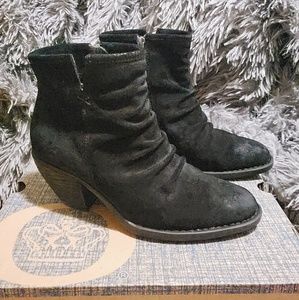 Børn Aire Bootie - EUC w/box - black suede leather